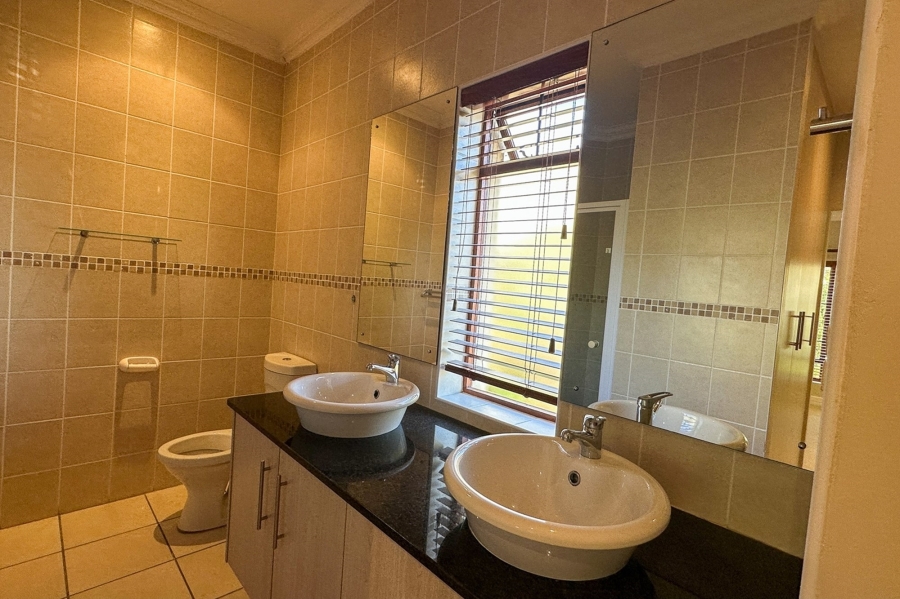 3 Bedroom Property for Sale in Blue Mountain Village Western Cape